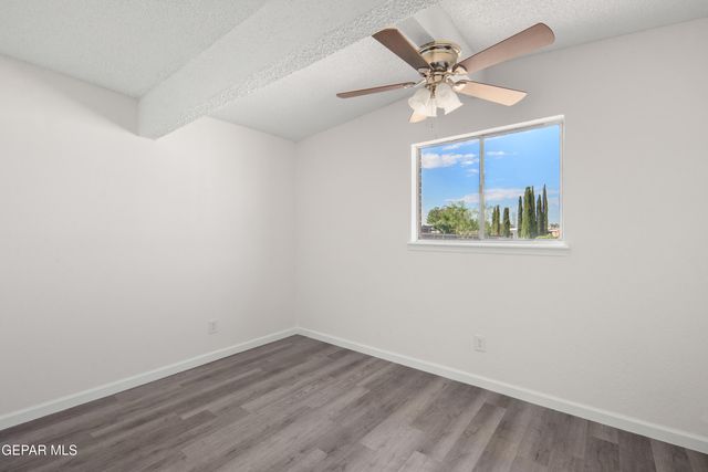 10445 OMEGA Circle, El Paso, TX 79924