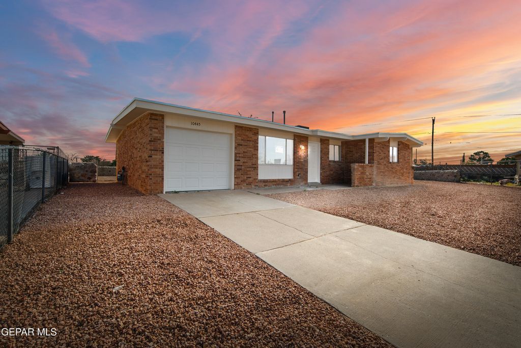 10445 OMEGA Circle, El Paso, TX 79924