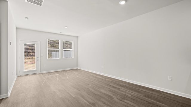 3099 Nolana Lp, Graniteville, SC 29829