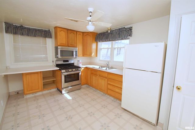 705 BRADY Street, Davenport, IA 52803