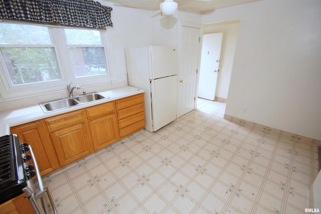 705 BRADY Street, Davenport, IA 52803