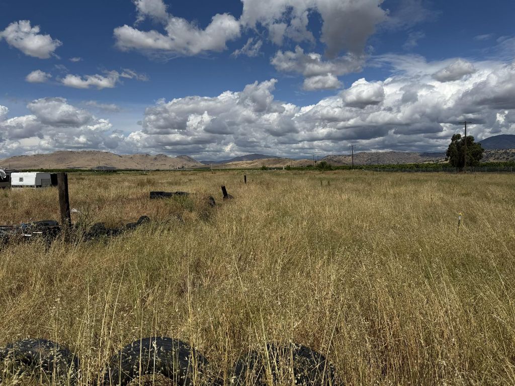 Image 1 of property listing at 0 N Academy Avenue, Sanger, CA 93657