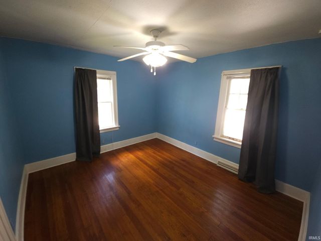 1216 E 3Rd Street, Mishawaka, IN 46544