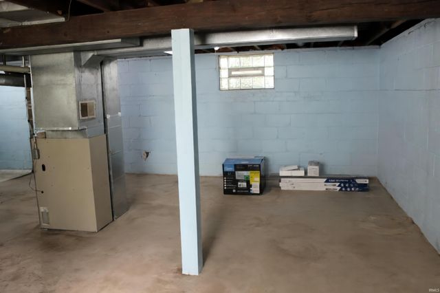 1216 E 3Rd Street, Mishawaka, IN 46544
