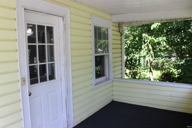 1216 E 3Rd Street, Mishawaka, IN 46544