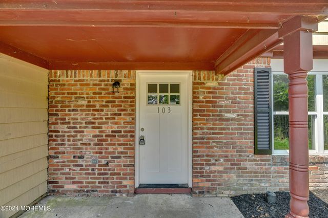 103 Barnegat Boulevard S, Barnegat, NJ 08005