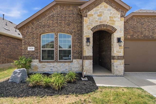 11136 Gold Pan Trail, Aubrey, TX 76227