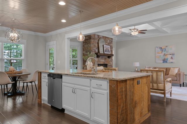2415 Anchor Trail, Signal Mountain, TN 37377
