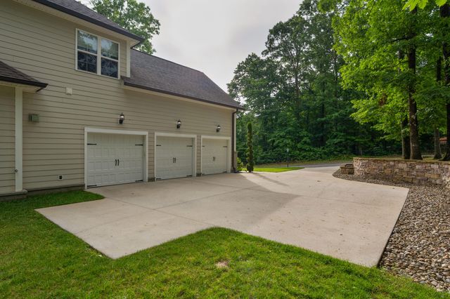 2415 Anchor Trail, Signal Mountain, TN 37377