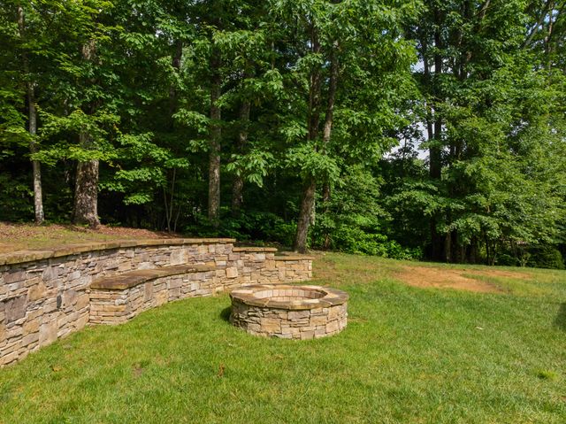 2415 Anchor Trail, Signal Mountain, TN 37377