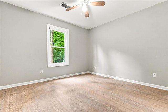 26 Boones Ridge Drive SE, Acworth, GA 30102