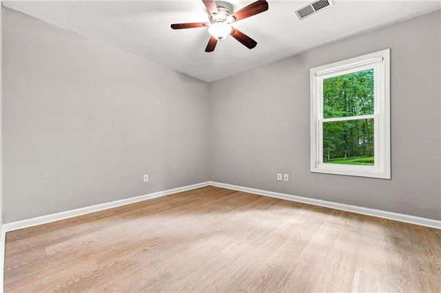 26 Boones Ridge Drive SE, Acworth, GA 30102