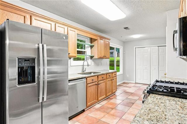 26 Boones Ridge Drive SE, Acworth, GA 30102