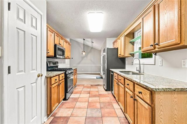 26 Boones Ridge Drive SE, Acworth, GA 30102