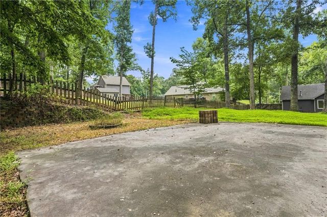 26 Boones Ridge Drive SE, Acworth, GA 30102