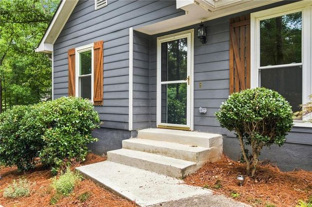 26 Boones Ridge Drive SE, Acworth, GA 30102