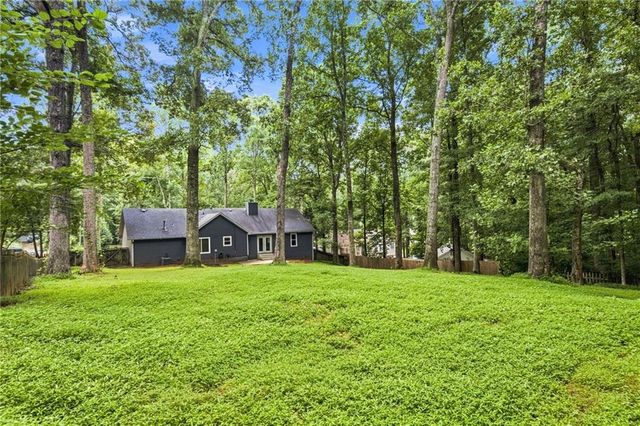 26 Boones Ridge Drive SE, Acworth, GA 30102