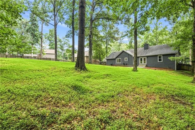 26 Boones Ridge Drive SE, Acworth, GA 30102