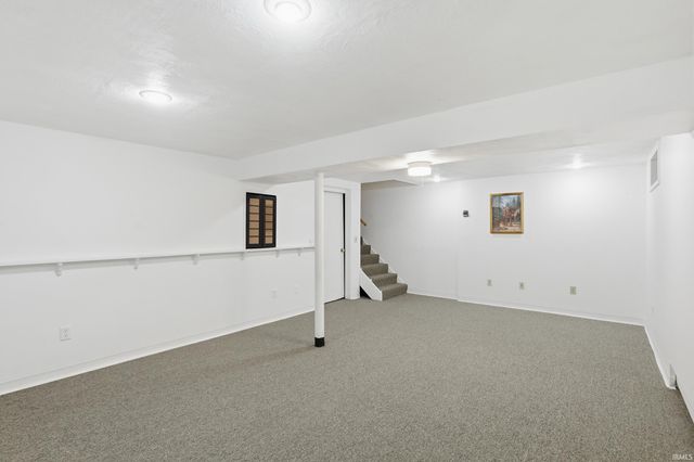 4615 Fairlawn Pass, Fort Wayne, IN 46815