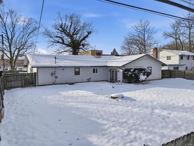 4615 Fairlawn Pass, Fort Wayne, IN 46815