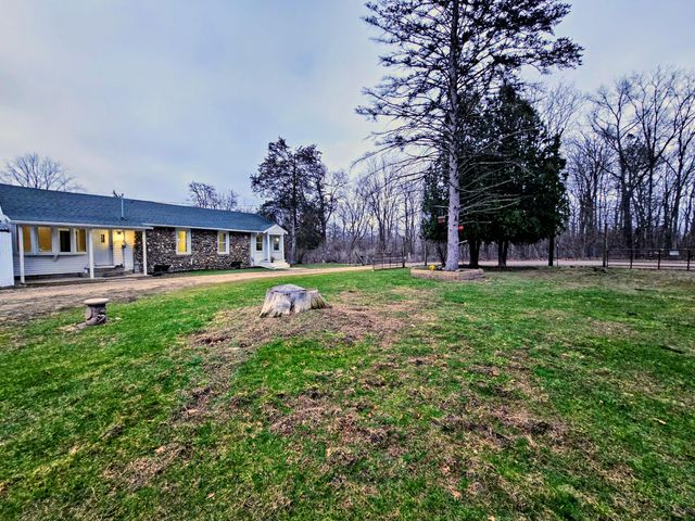 193 Ellis Road, Bedford Twp, MI 49037
