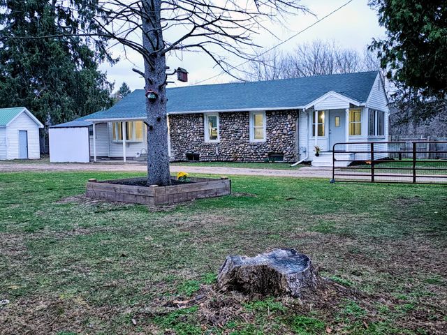 193 Ellis Road, Bedford Twp, MI 49037