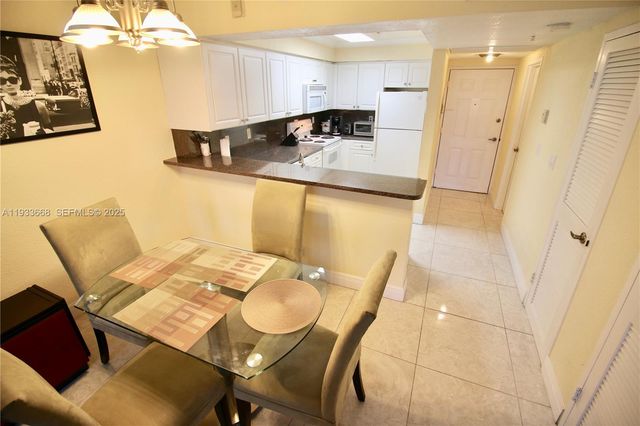 2501 S Ocean Dr 427, Hollywood, FL 33019