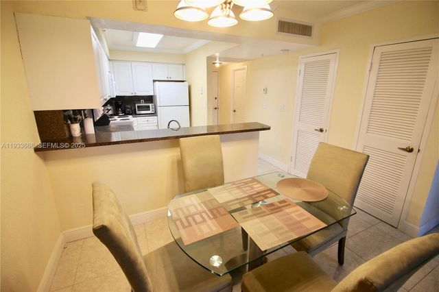 2501 S Ocean Dr 427, Hollywood, FL 33019