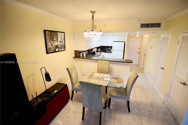 2501 S Ocean Dr 427, Hollywood, FL 33019