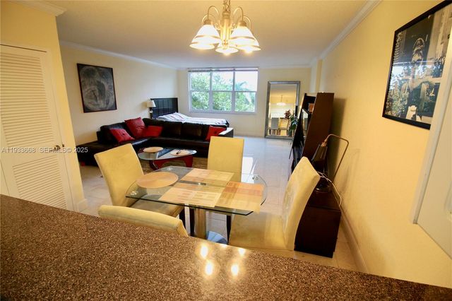 2501 S Ocean Dr 427, Hollywood, FL 33019