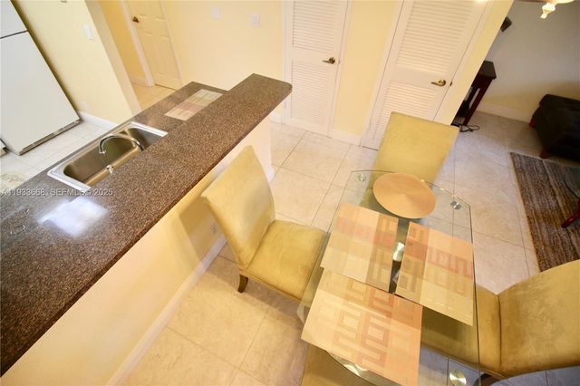 2501 S Ocean Dr 427, Hollywood, FL 33019