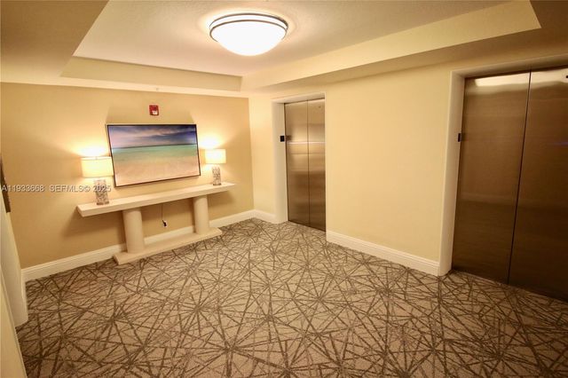 2501 S Ocean Dr 427, Hollywood, FL 33019