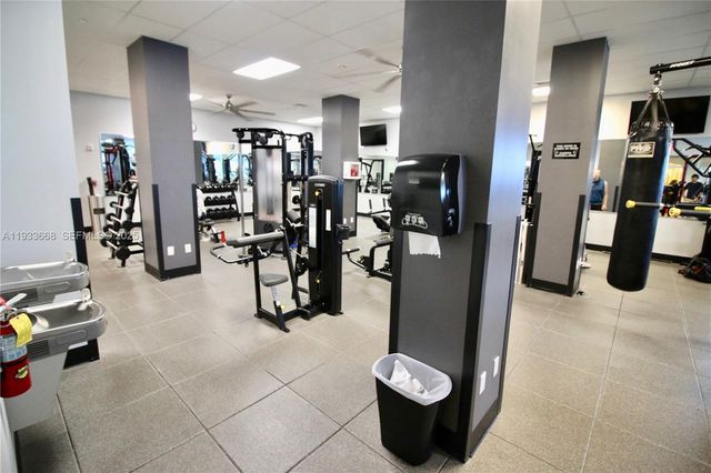 2501 S Ocean Dr 427, Hollywood, FL 33019