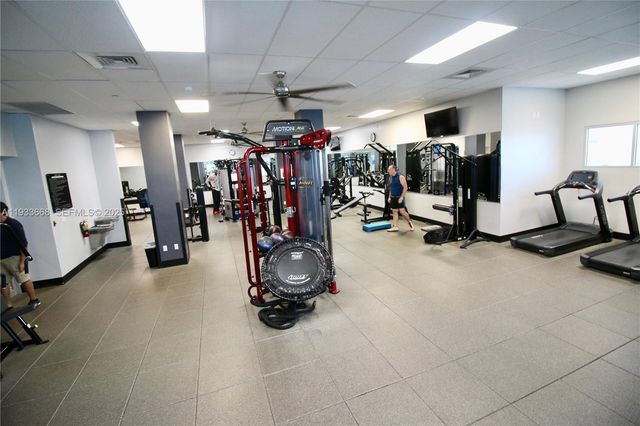 2501 S Ocean Dr 427, Hollywood, FL 33019