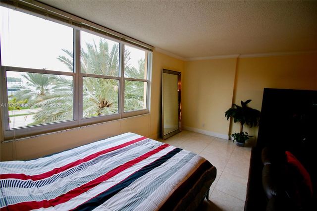 2501 S Ocean Dr 427, Hollywood, FL 33019