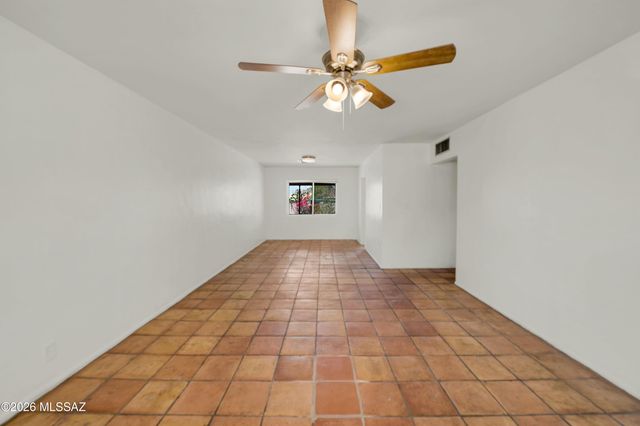 1131 N Nema Avenue, Tucson, AZ 85712