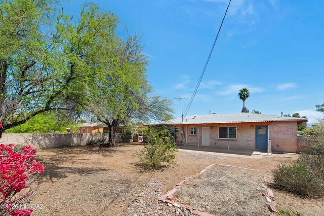 1131 N Nema Avenue, Tucson, AZ 85712
