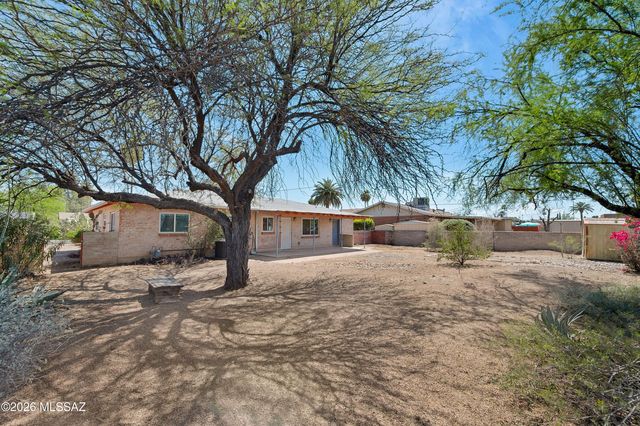 1131 N Nema Avenue, Tucson, AZ 85712