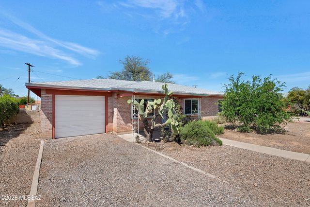 1131 N Nema Avenue, Tucson, AZ 85712