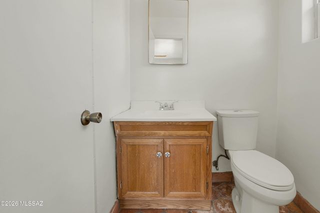 1131 N Nema Avenue, Tucson, AZ 85712