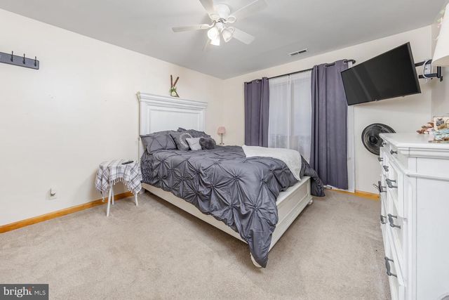 1101 ABERDEEN LN, Blackwood, NJ 08012