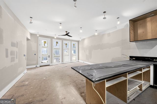 3521 Kingsboro Road, Atlanta, GA 30326