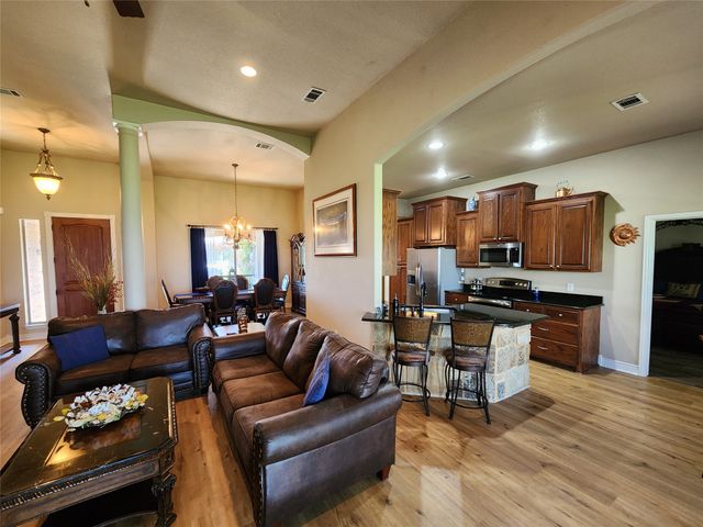 6512 Singleton Road, Fort Worth, TX 76179