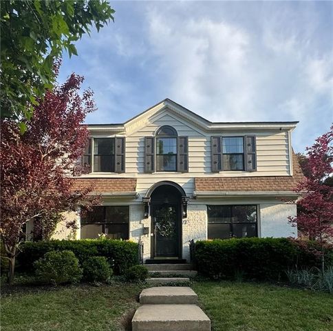 27 W Winthrope Road, Kansas City, MO 64113