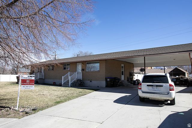 254 W PIONEER CIR, Midvale, UT 84047