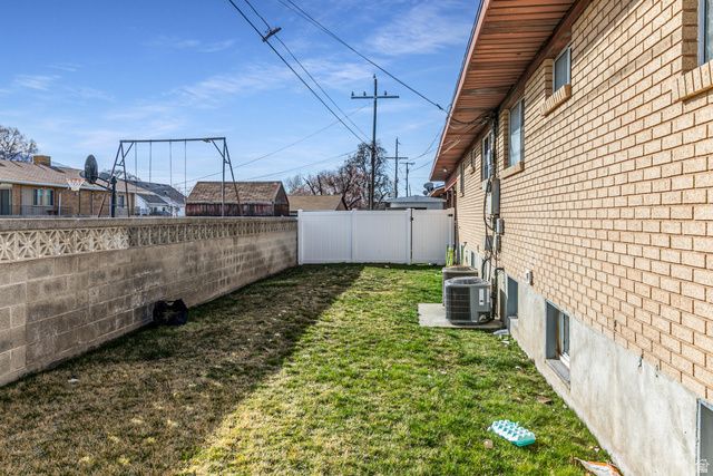 254 W PIONEER CIR, Midvale, UT 84047