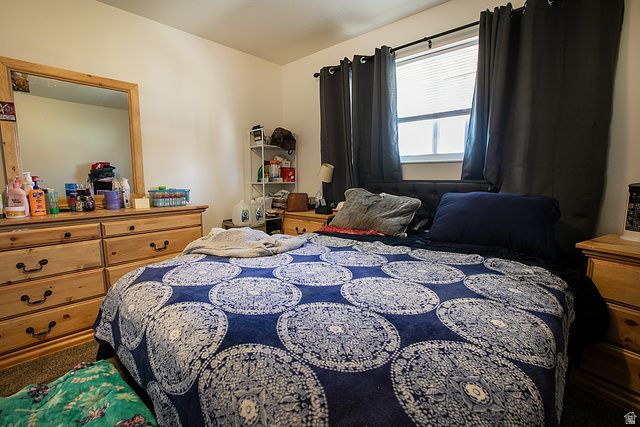 254 W PIONEER CIR, Midvale, UT 84047