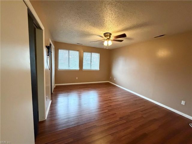 845 Crashaw ST, Virginia Beach, VA 23462