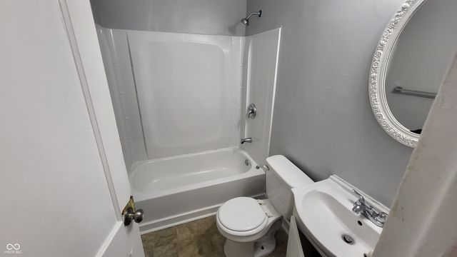 6255 E 25th Street, Indianapolis, IN 46219