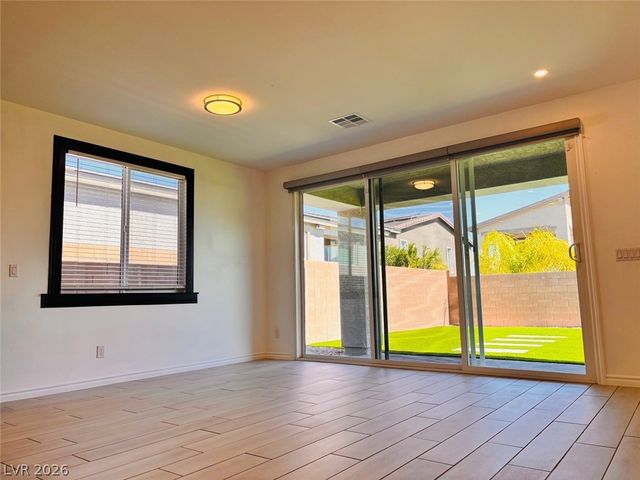 9565 Camelback Creek Drive, Las Vegas, NV 89178